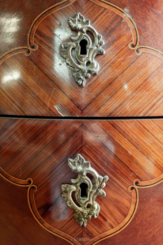 petite commode Louis XV
