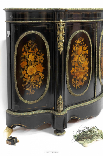 meuble d'appui marqueterie