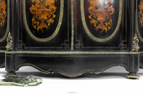 meuble d'appui marqueterie